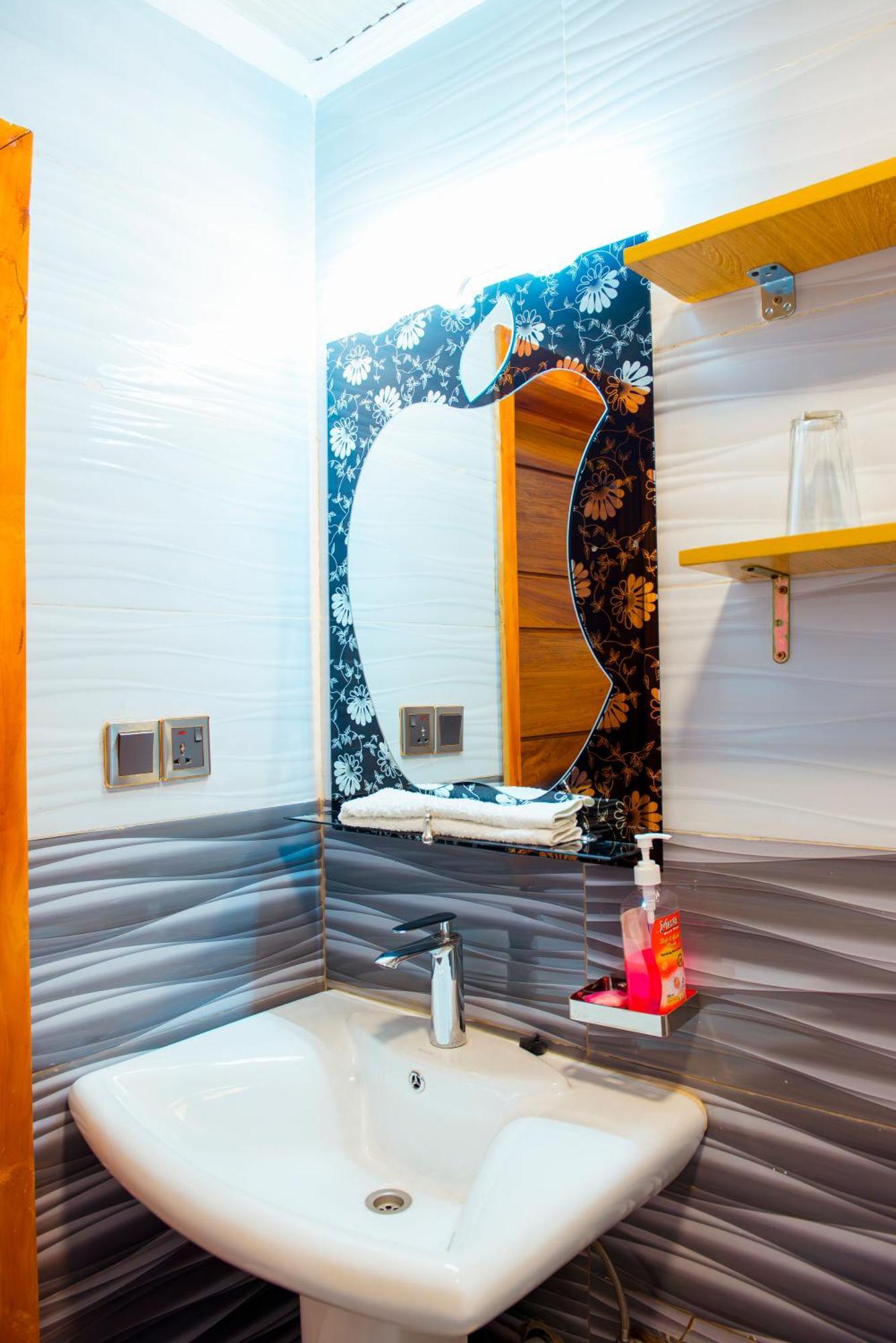 Mountain View Hotel & Apartment Kigali Ngoại thất bức ảnh
